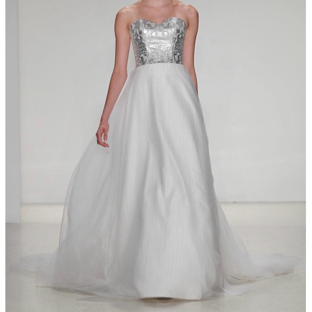 KELLY FAETANINI PERLA GOWN